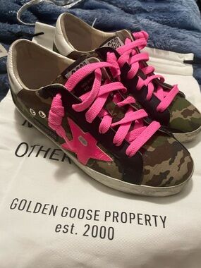 Golden Goose Women’s Camo Superstars 36